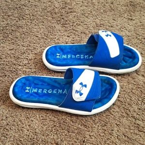 Boy's Underarmour Mercenary Sandals size 1